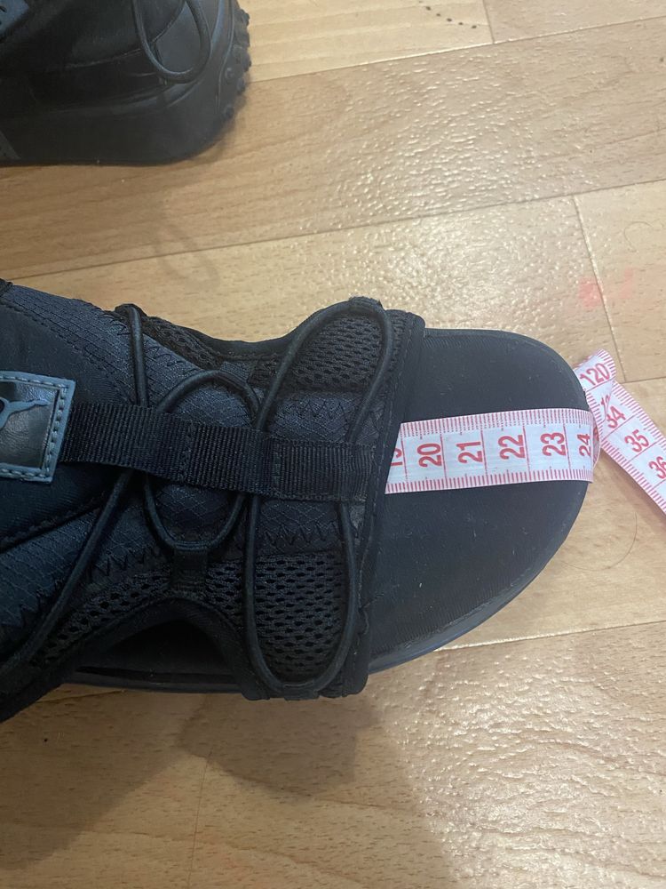 Продам босоніжки(сандалі) Puma ОРИГІНАЛ