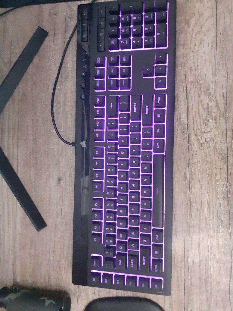 Klawiatura Corsair K55 RGB pro