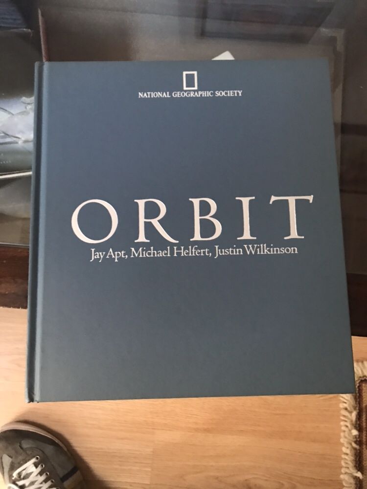 Livro ORBIT - National Geographic Society