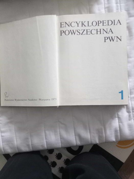 Encyklopedia powszechna 5 tomów 1973 rok