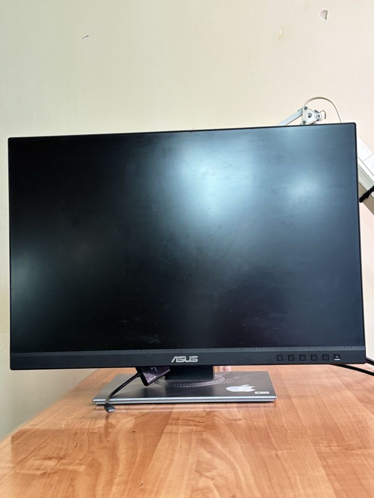 Монітор Asus pro art в ідеальному стані