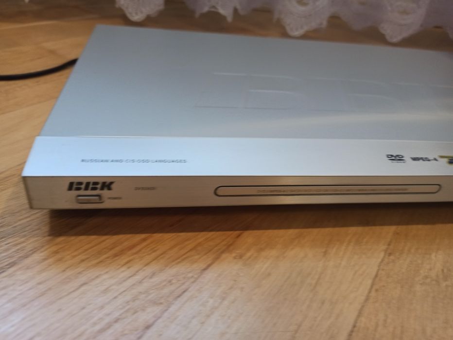 DVD-плеер BBK-DV 326 SI в робочому стані