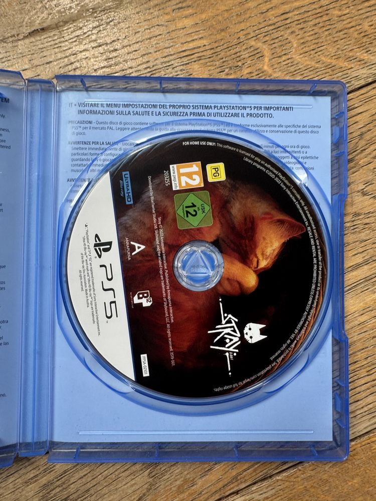 Stray na PS5 – jak nowa!