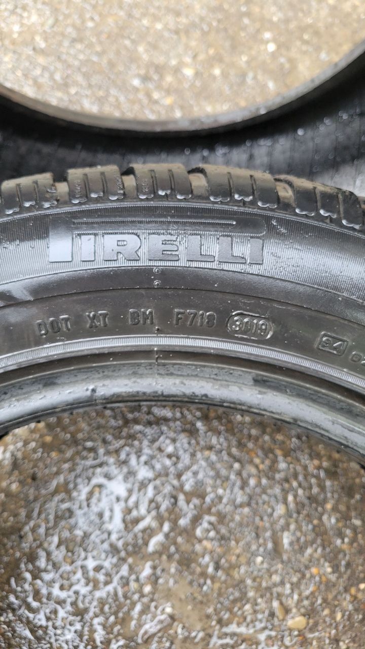 Шини Pirelli 225/55 R16