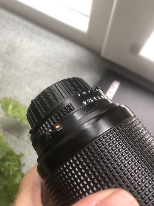 Nikon AF Nikkor 70-210mm 1:4-5.6 Обєктив