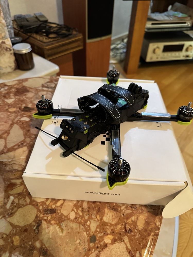 Квадрокоптер iFlight Nazgul5 V2 Analog 6S FPV Drone (BNF)