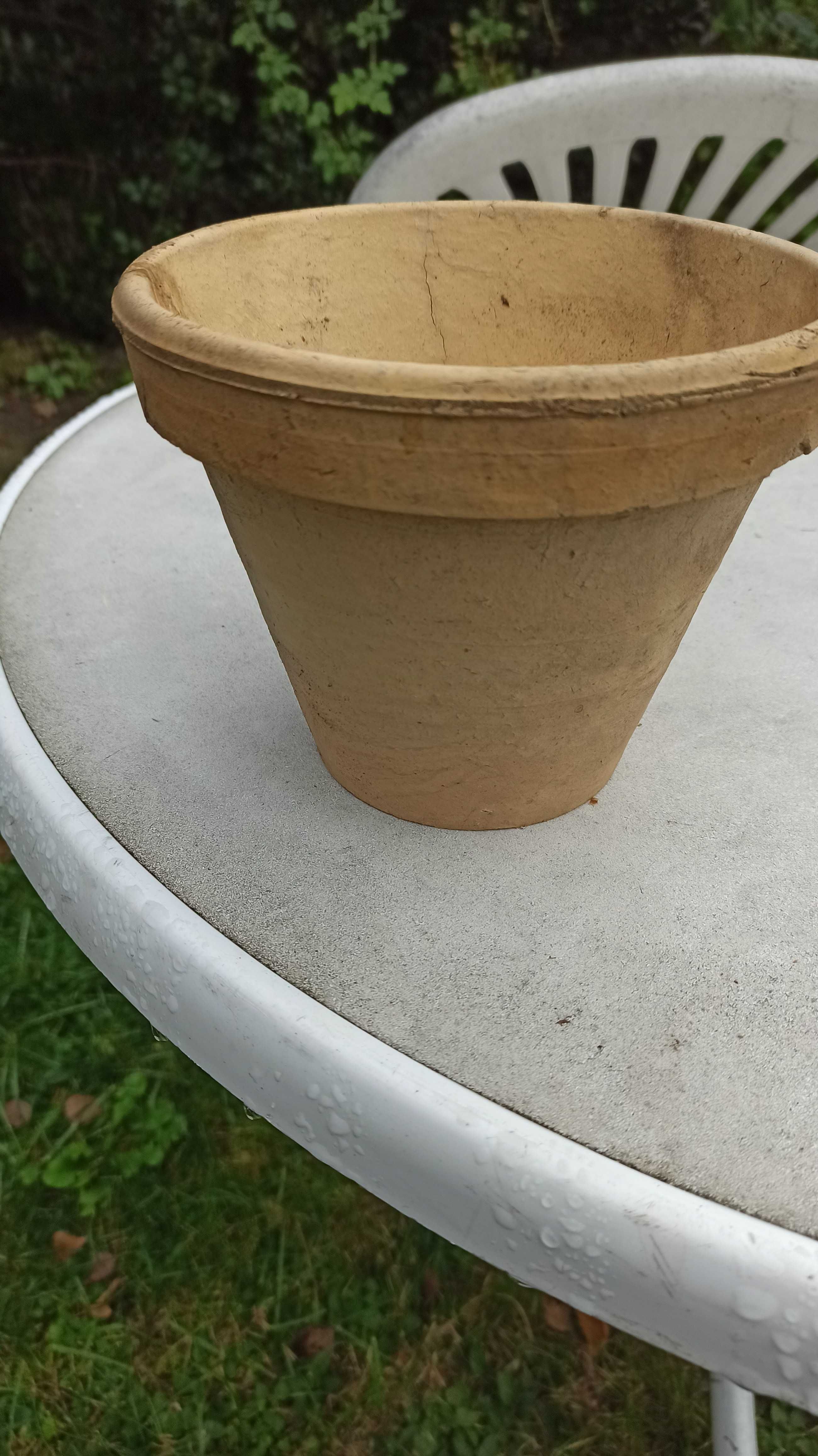 doniczka ceramiczna