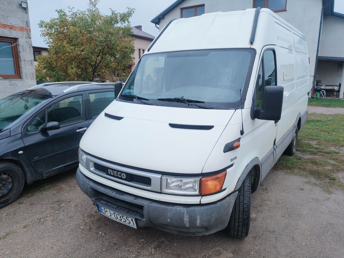 Iveco daily 2002 rok , 2.8 diesel ubezpieczony i zarejestrowany