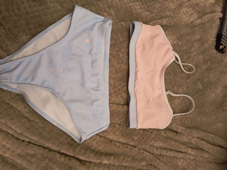 Stroje kąpielowe nowe 9-10 lat