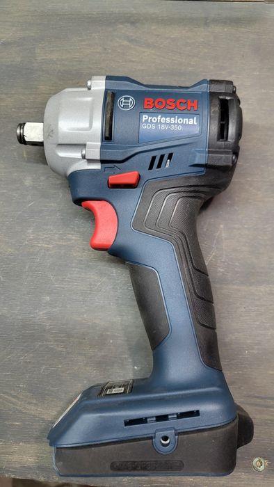 Гайковёрт BOSCH GDS 18V-350
