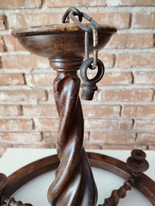 Zabytkowy świecznik  żyrandol