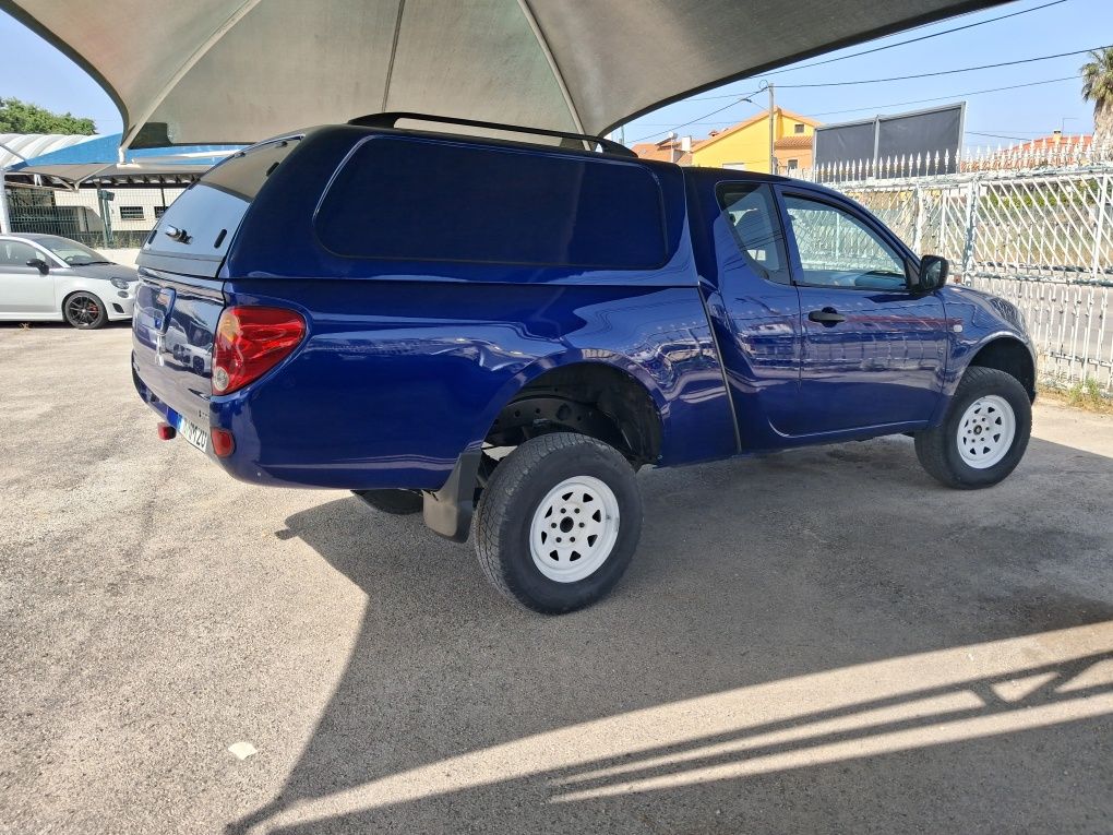 Mitsubishi L200 pintura geral