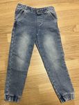 Spodnie jeansowe 122