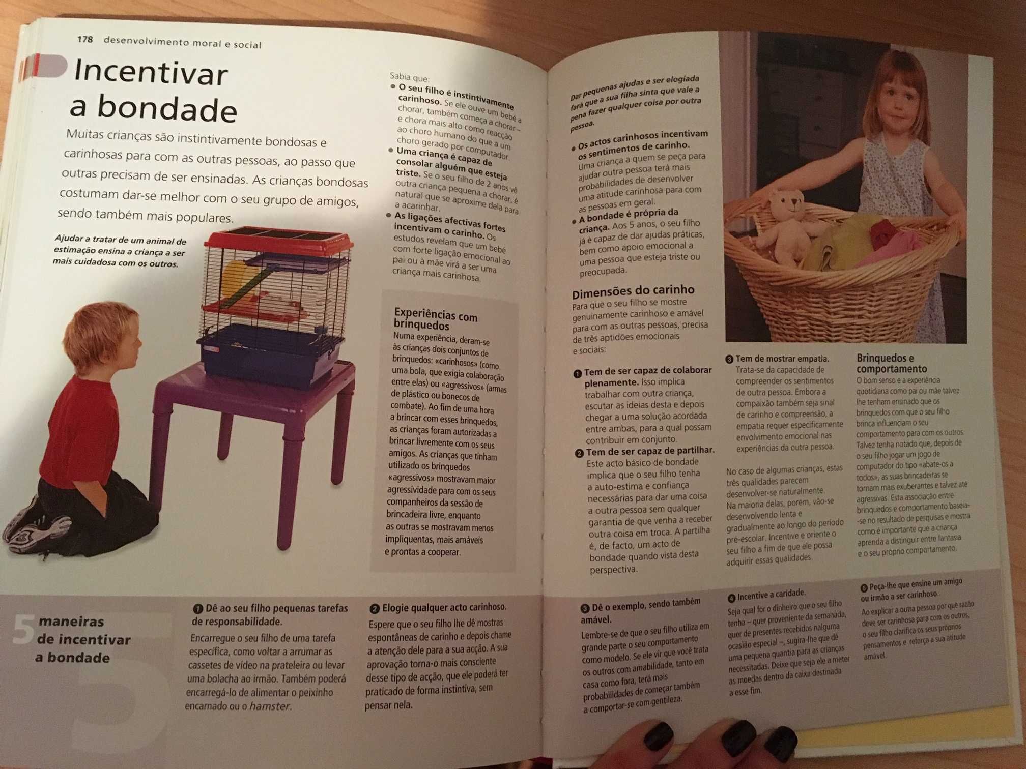Livro "Porque é que os Miúdos se portam assim?" de Richard C. Woolfson
