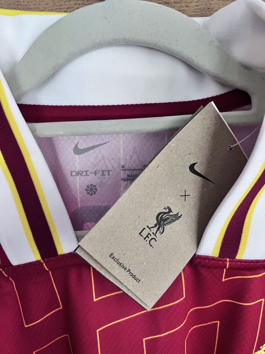 Koszulka Przyszli Mistrzowie: Liverpool 24/25 “Champions” Concept