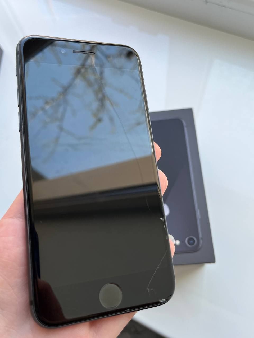 Продаю Iphone 8 64GB