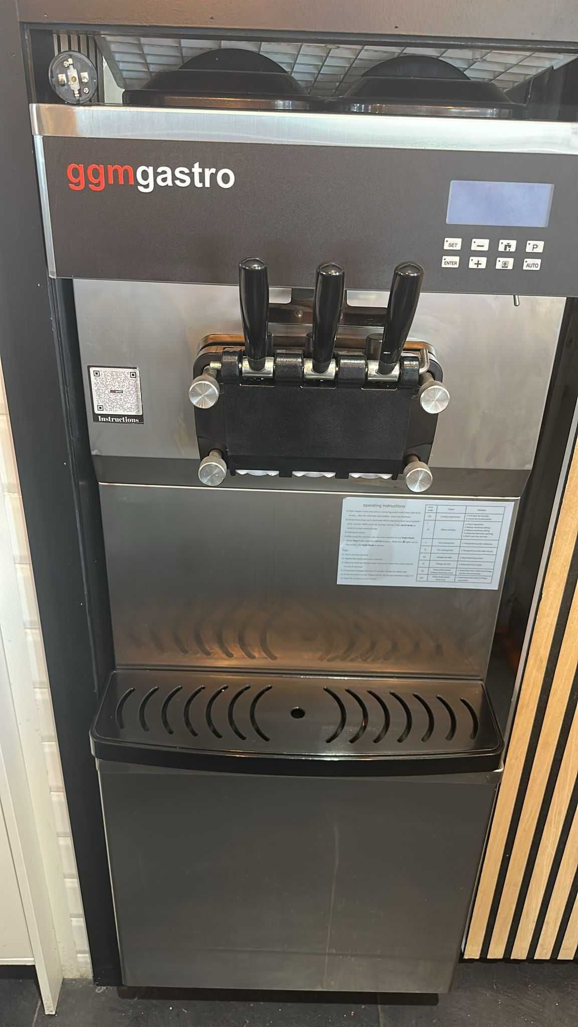 Máquina de sorvete expresso GGMGastro