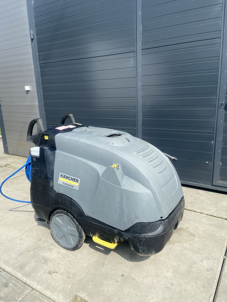 Myjka gorącowodna KARCHER HDS 7/12-4M
