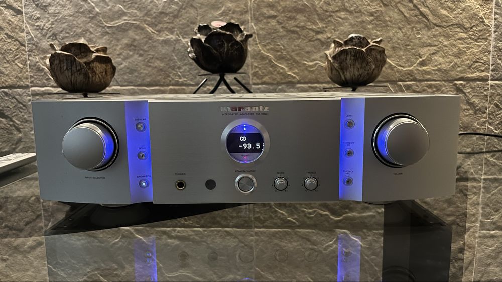 Amplificador Marantz PM15s2 C.Novo!