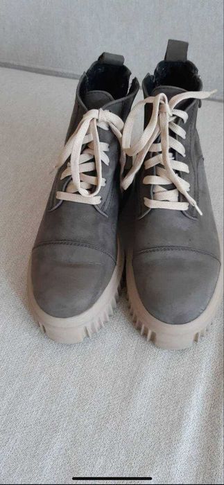 Жіночі черевики чобітки нубук  зимові 39 розмір