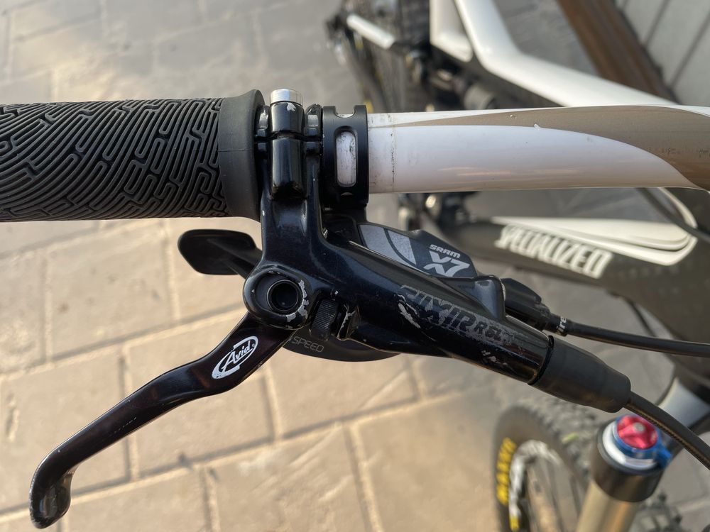 Велосипед specialized stumpjumper carbon