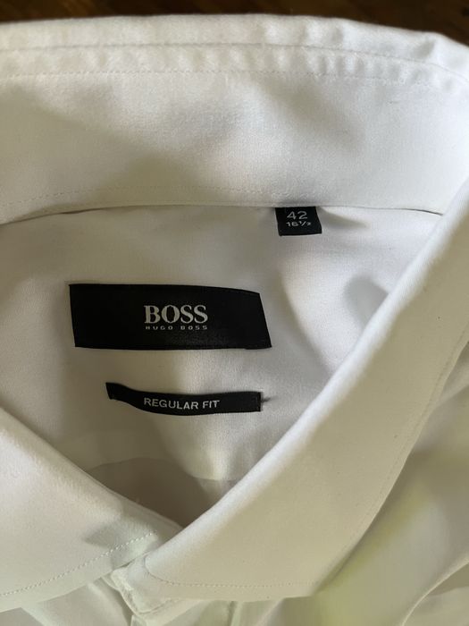 Camisa branca para botões de punho da Boss