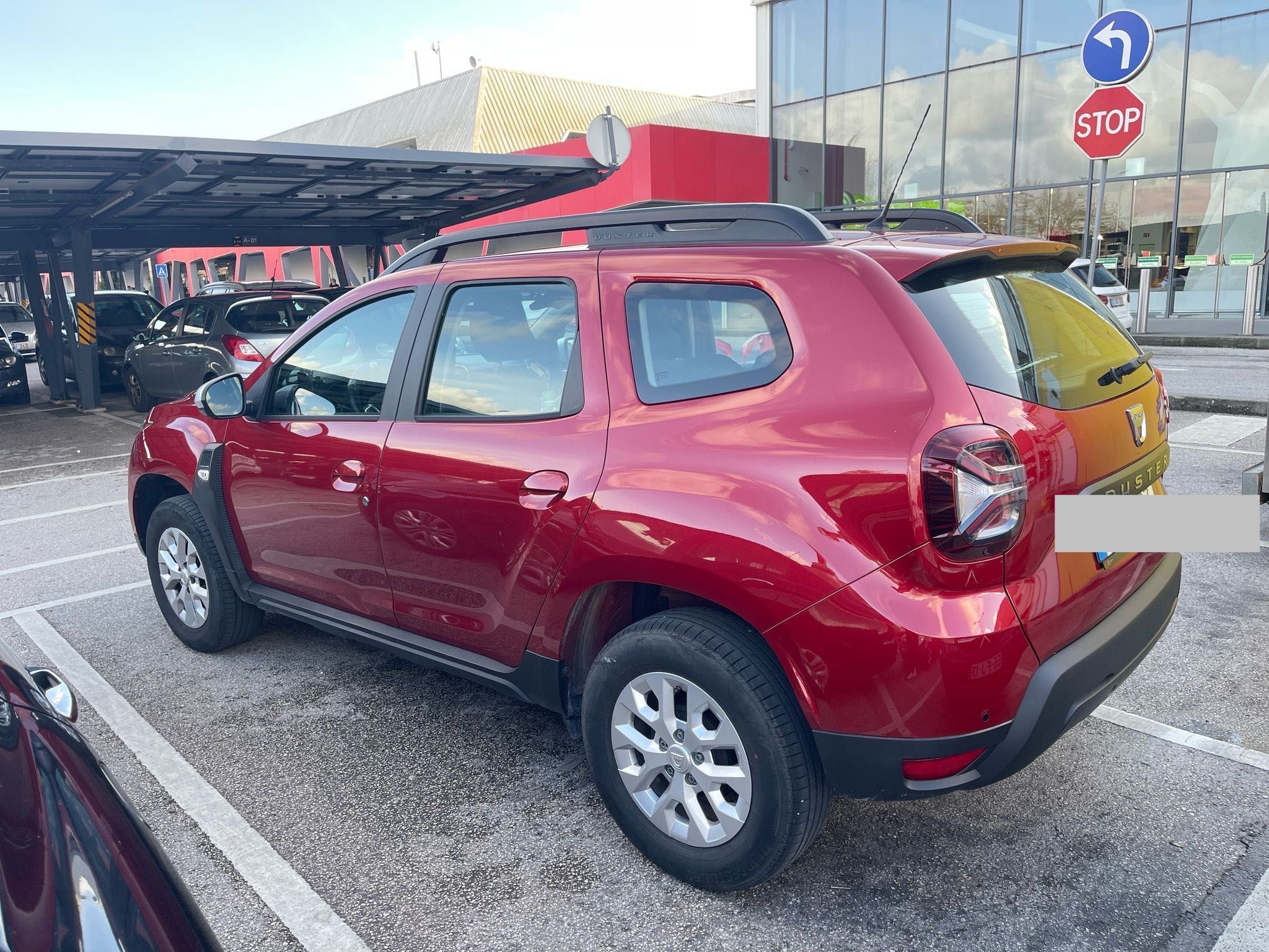 Oportunidade Excelente: SUV de mulher como novo. DUSTER - Comfort