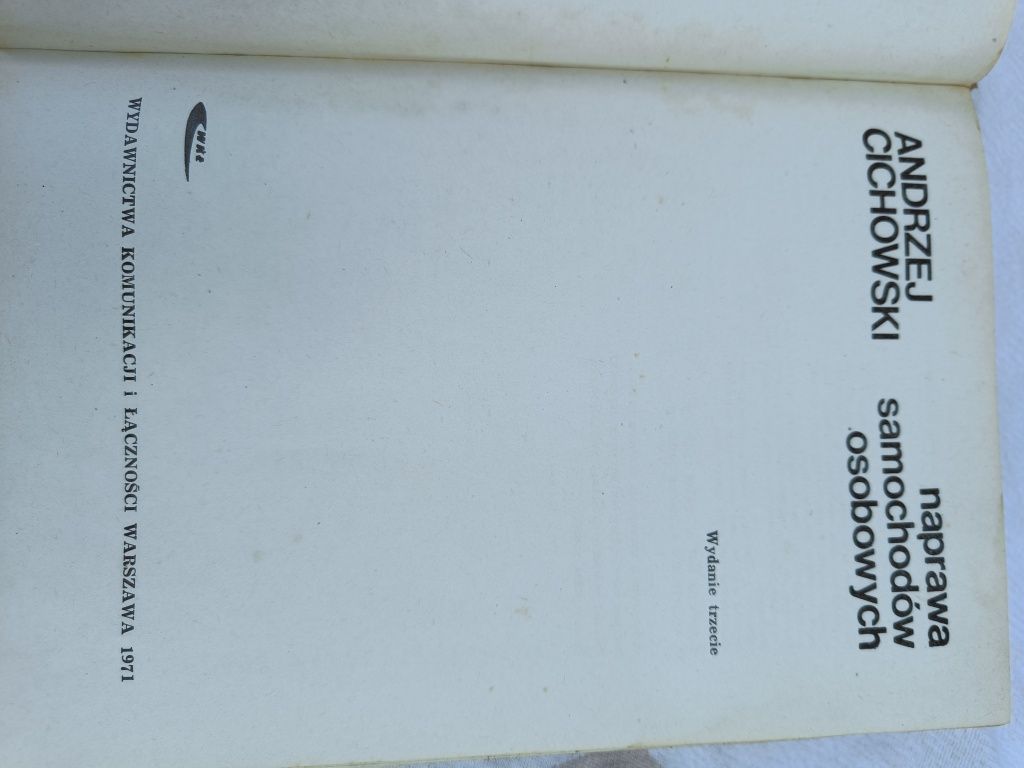 Książka "Naprawa samochodów osobowych" Andrzej Cichowski