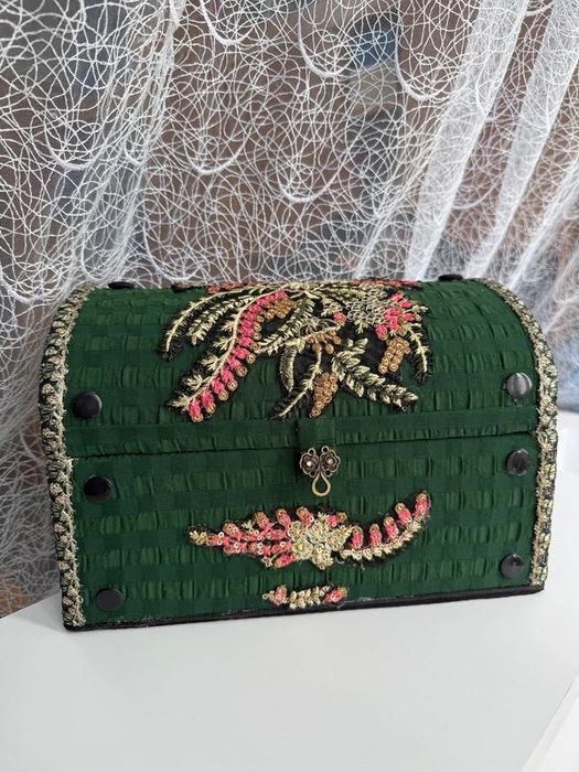 Skrzynia ręcznie wykonana