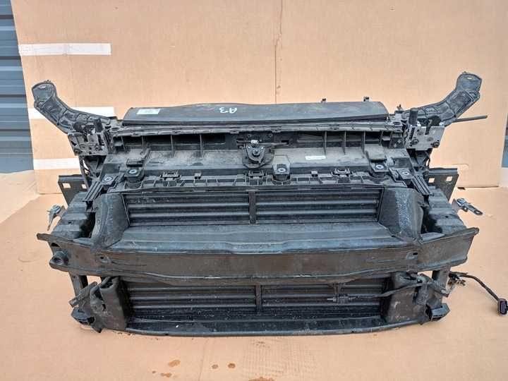 Бампер капот фари крило радіатори Audi A3 8Y 8V S-Line  рест до рест