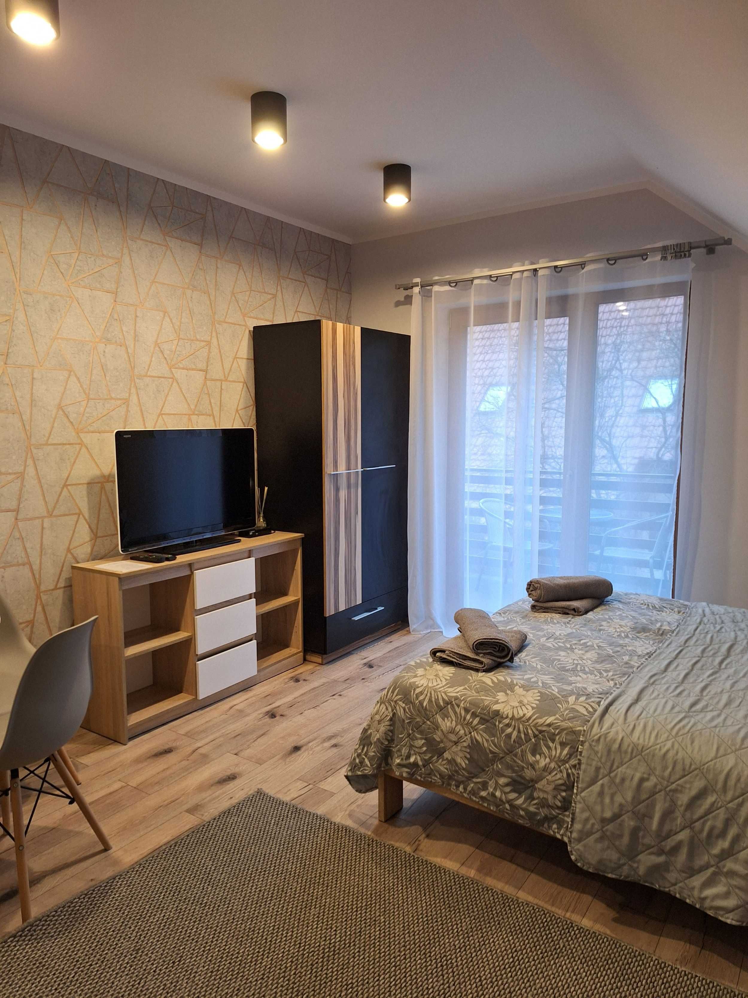 APARTAMENTY Dębowy Zakątek, Dolina Baryczy, Noclegi, Pokoje