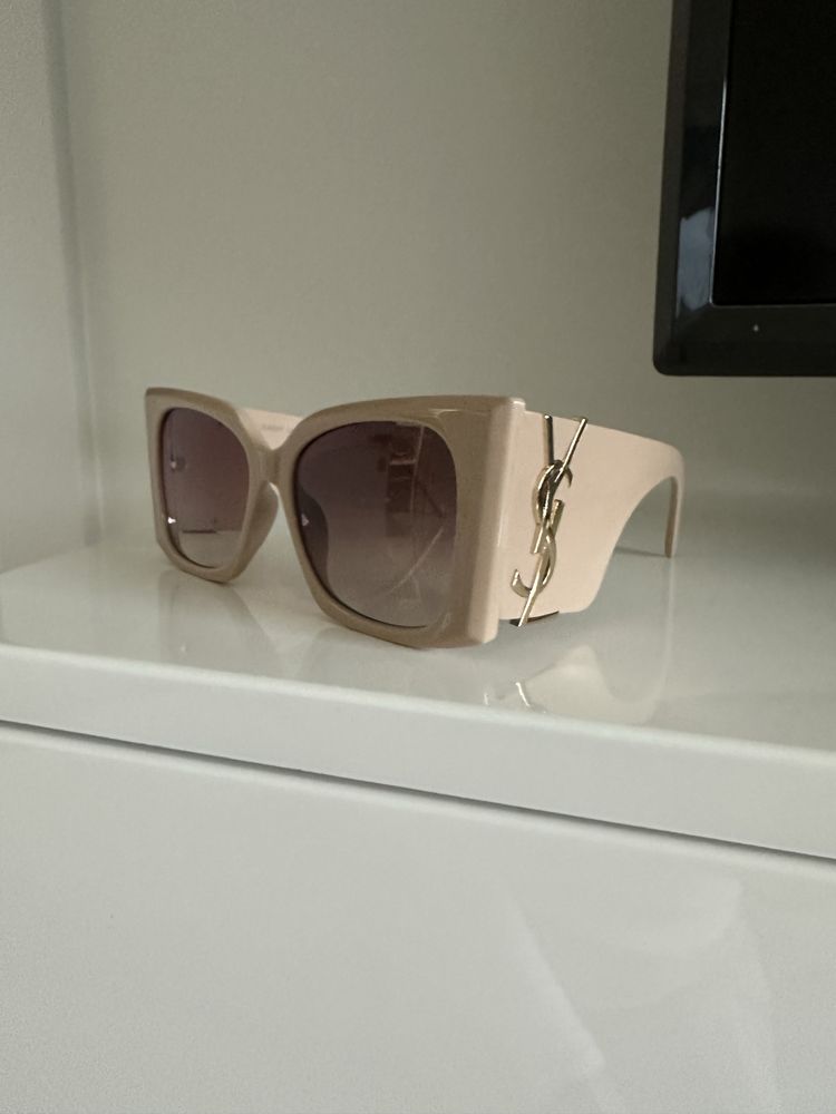 YSL beżowe pudrowe okulary przeciwsłoneczne  szkło gradient