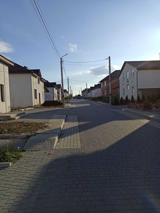 Будинок в котеджному містечку Ледовський 175м.кв з ділянкою 7.43 сотих