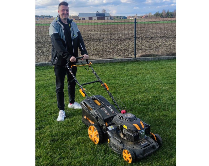 Koszenie trawy trawnika prace ogrodowe cała Warszawa i okolice