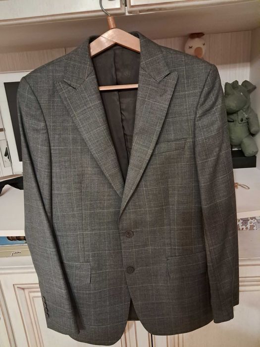 Чоловічий костюм ZARA