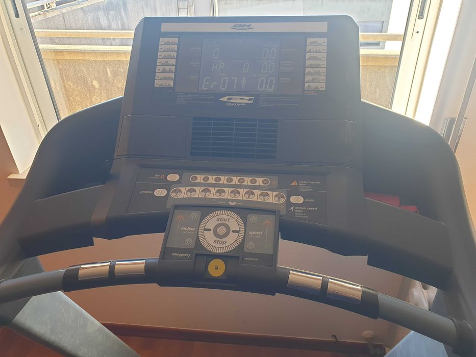 Passadeira BH Fitness em bom estado