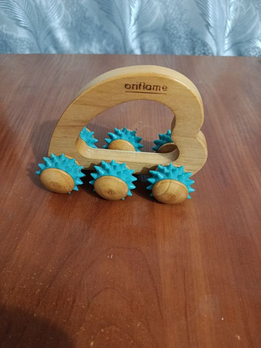 Масажер ручний для тіла