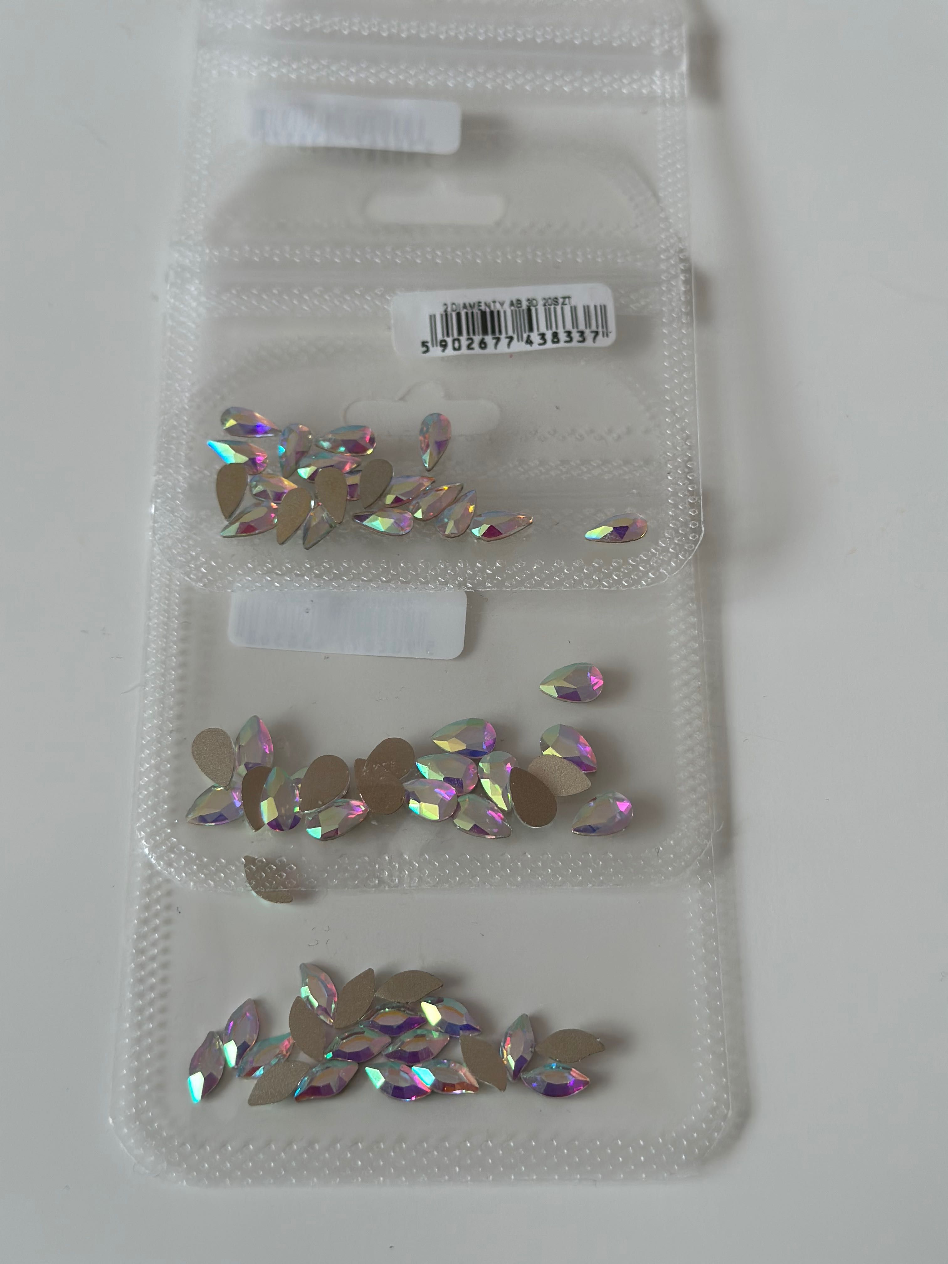 Cyrkonie, kryształki , diamenty