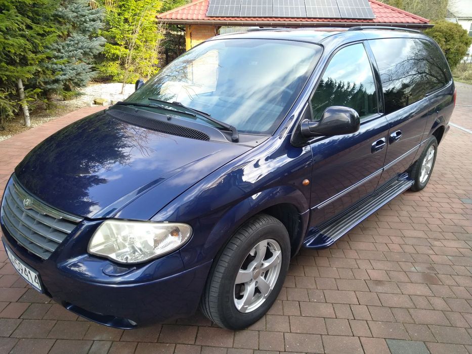 Chrysler Grand Voyager Samochód rodzinny w idealnym stanie technicznym.