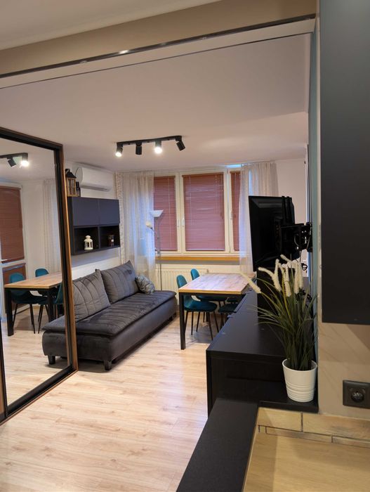 mieszkanie przy Metrze (3 minuty METRO TROCKA)