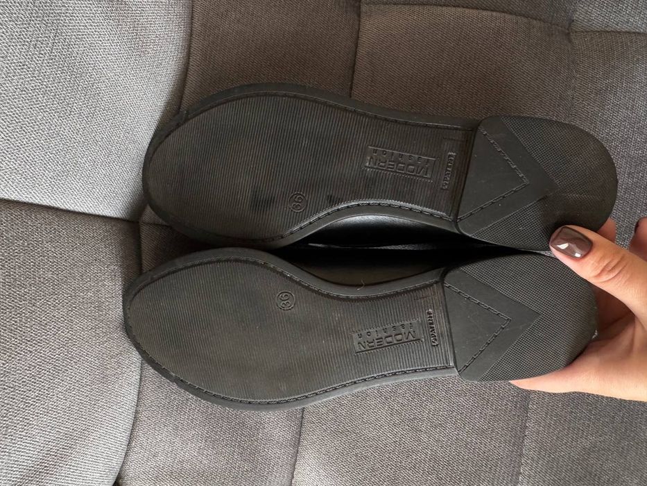 Шкіряні туфлі/лофери