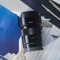 Sony 24mm f/1.8 Zeiss Sonnar T ZA E-mount