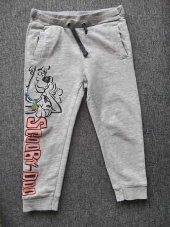 Spodenki / spodnie 104 Scooby Doo