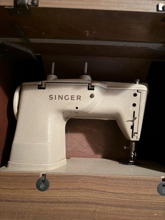 Maquina costura Singer