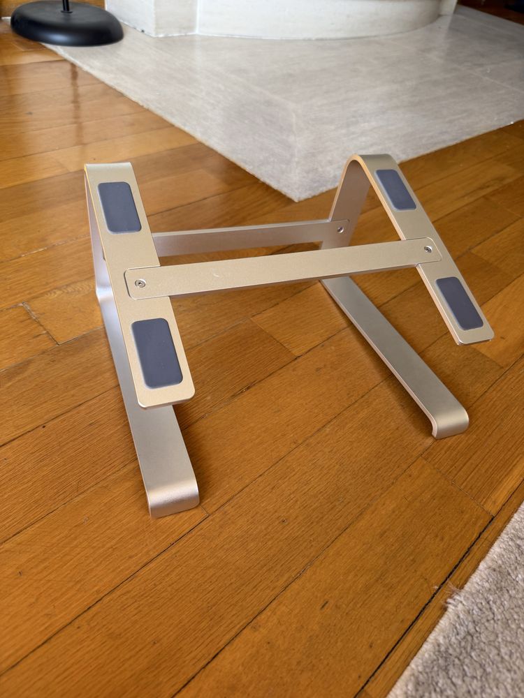 Stand para laptop Macally