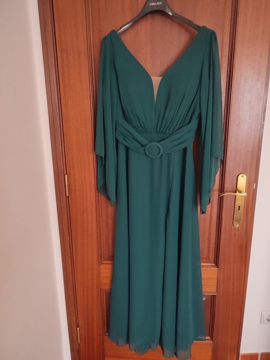 Vendo vestido de cerimónia
