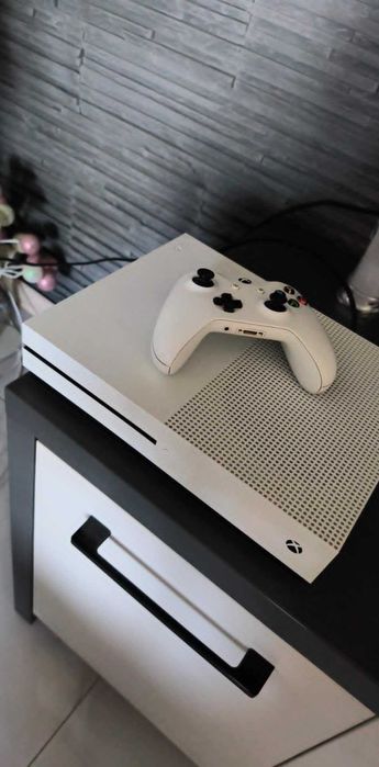 Konsola Xbox One S