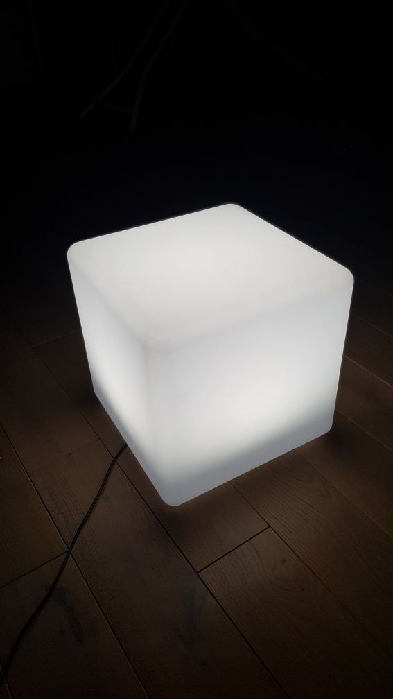 Lampka kostka led rgb z pilotem