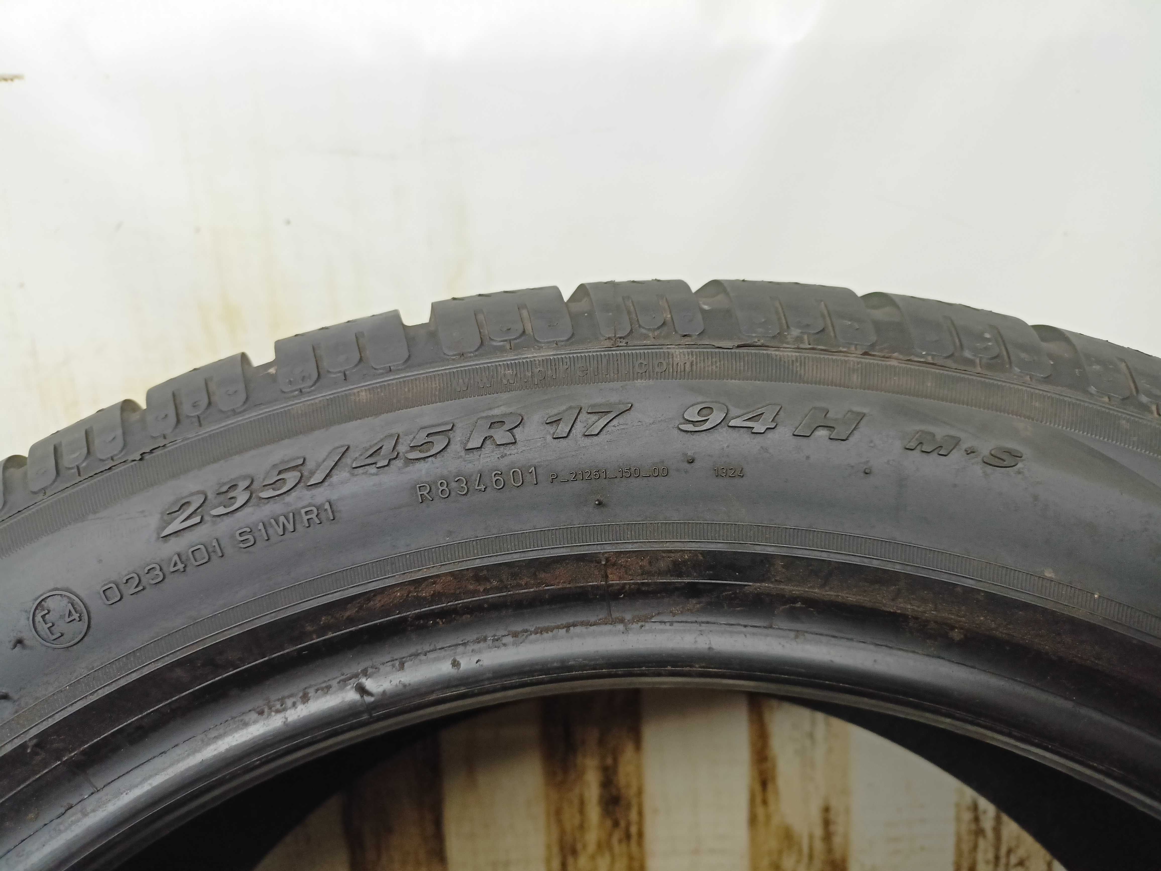 Pirelli SottoZero W210 235/45/17 2015r. 94H Nowe (3699)