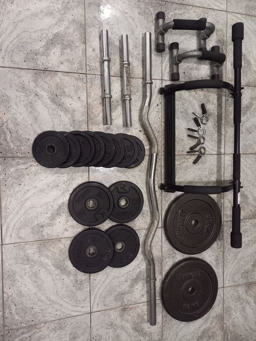 Conjunto de pesos de musculação